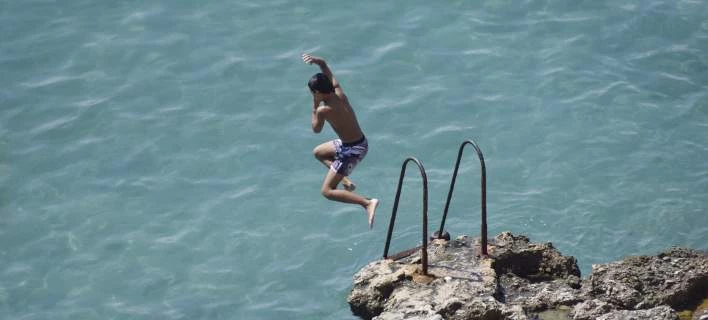 Καλοκαιρινός ο καιρός την Πέμπτη – Εως 35 βαθμούς η θερμοκρασία